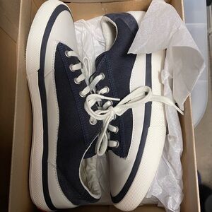 Clark’s Navy and White Canvas Sneakers. Mens: 8.5M.
